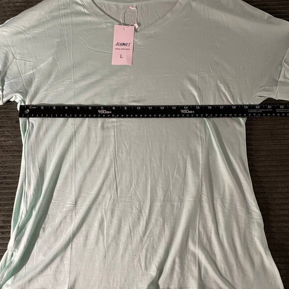 Women's Light Aqua Green Short Sleeve V-Neck T-Shirt Size L - Picture 3 of 6